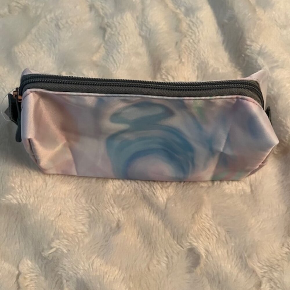 3/$35 - Lula Pastel Coloured Makeup/Cosmetic Bag/Pencil Case NWT
